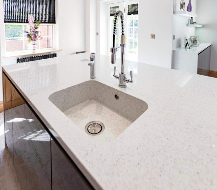 composiet keukenbladen Stellar Blanco13 Silestone